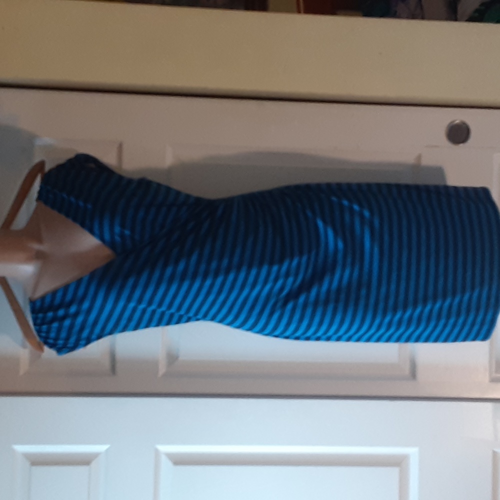 ANN TAYLOR BLACK AND WHITE STRIPED DRESS, MEDIUM - Picture 3 of 10